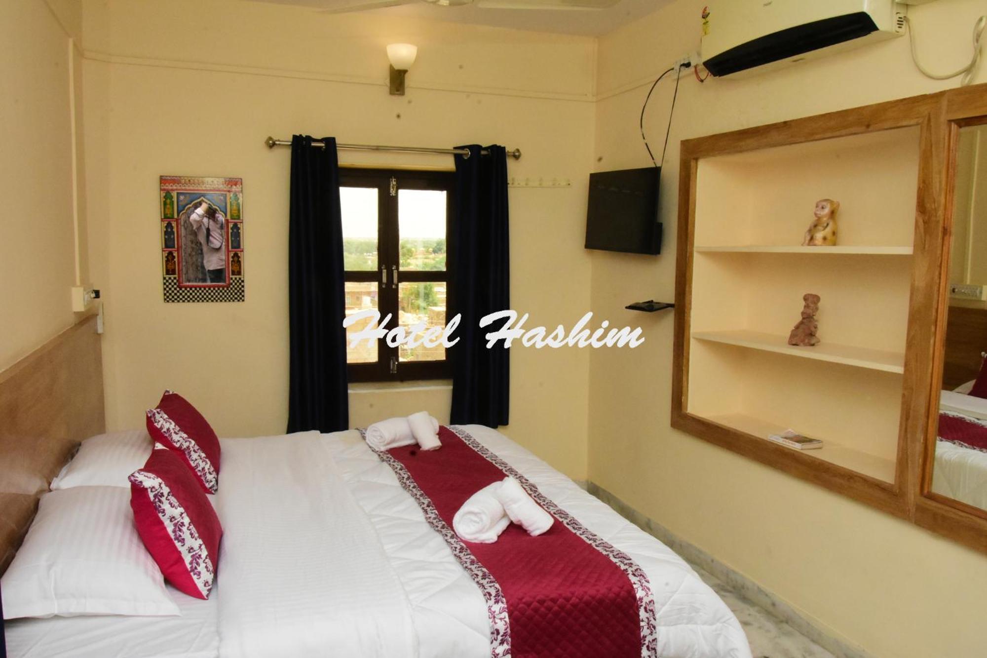 Hotel Hashim Jaisalmer Bagian luar foto
