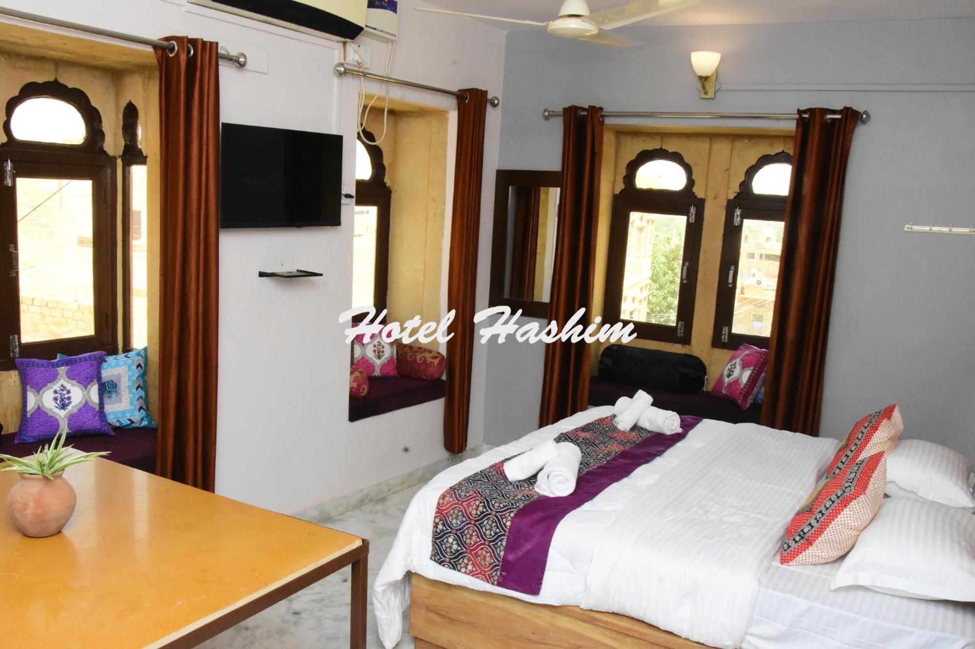 Hotel Hashim Jaisalmer Bagian luar foto