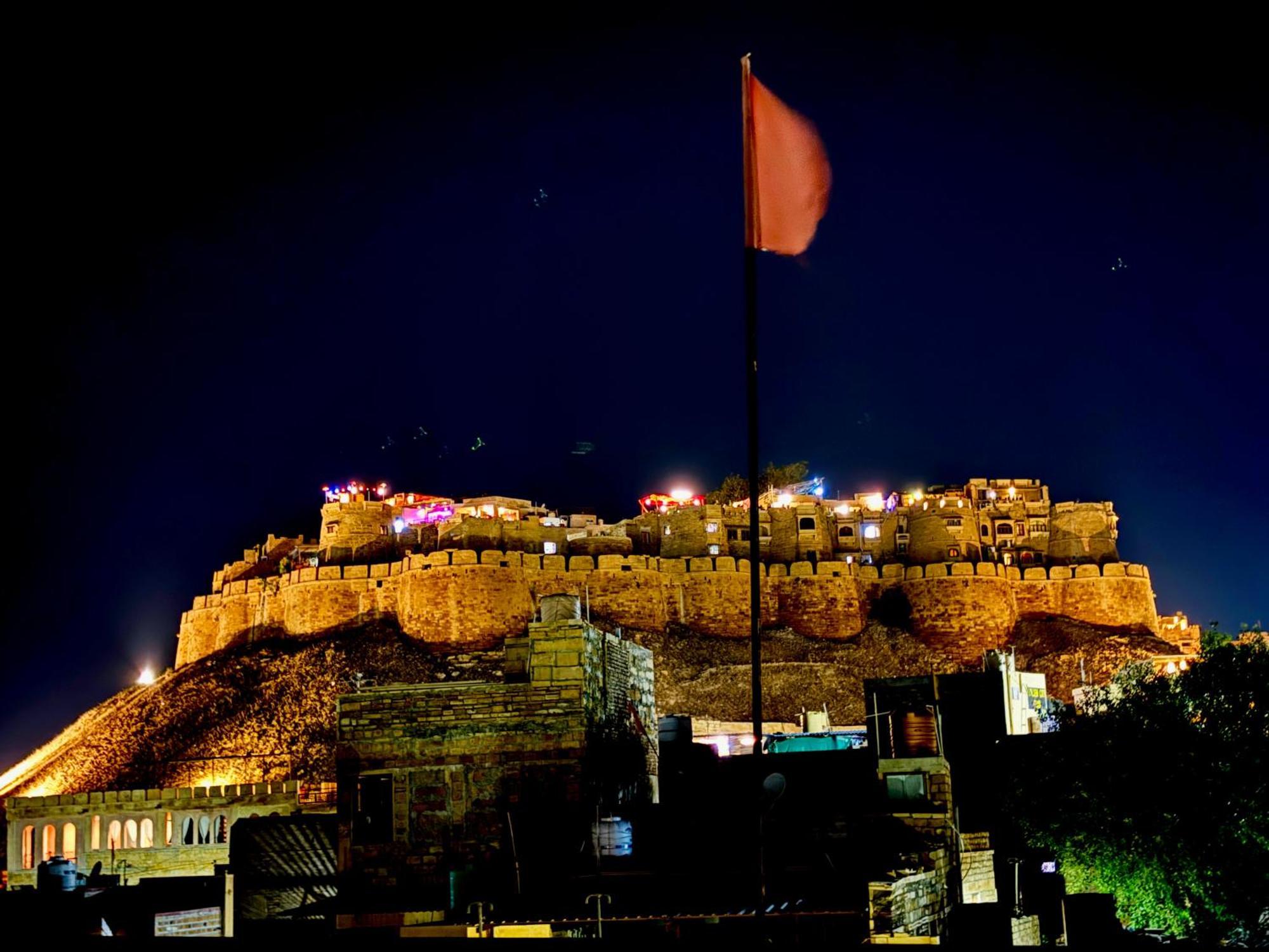 Hotel Hashim Jaisalmer Bagian luar foto
